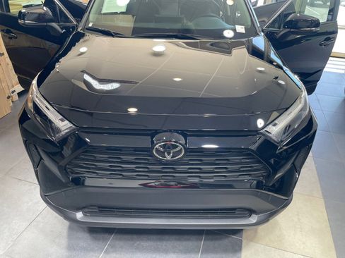 Certified 2025 Toyota RAV4 XLE w/ Weather Package AWD/4WD image 23