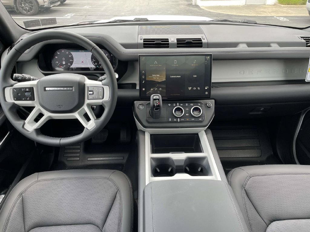 New 2026 Land Rover Defender 110 S AWD/4WD image 22