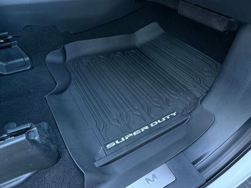 Used 2025 Ford F250 Platinum image 27