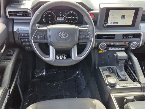 Used 2024 Toyota Tacoma TRD Sport w/ TRD Sport Upgrade Package AWD/4WD image 7