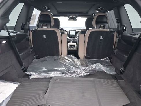 New 2026 Volvo XC90 B6 Ultra w/ Protection Package Premier AWD/4WD image 33