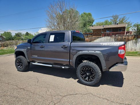 Used 2015 Toyota Tundra SR5 w/ TRD Off Road Package AWD/4WD image 5
