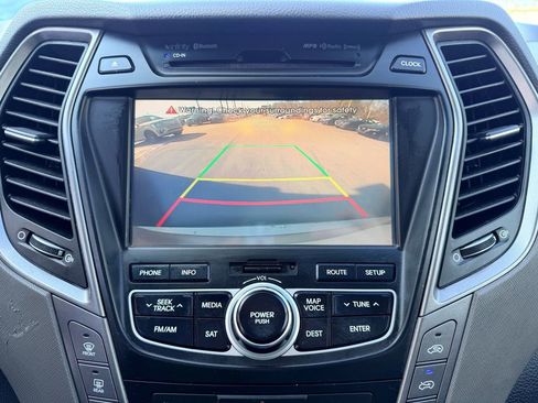 Used 2016 Hyundai Santa Fe Limited w/ Option Group 04 image 21