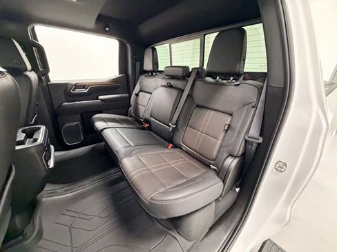 Certified 2023 Chevrolet Silverado 1500 High Country w/ High Country Premium Package image 27