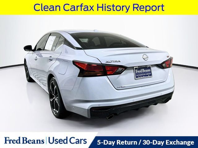 Used 2024 Nissan Altima 2.5 SR FWD image 7