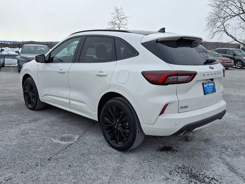 Certified 2023 Ford Escape ST-Line Elite w/ Premium Technology Package image 4