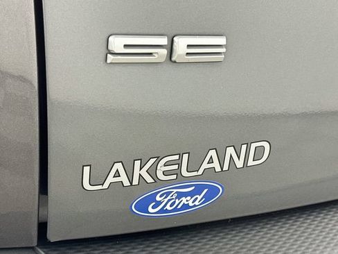 Used 2022 Ford Escape SE FWD image 27