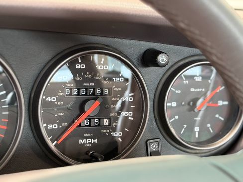 Used 1998 Porsche 911 Carrera S image 27