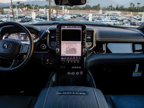 New 2026 RAM 2500 Limited AWD/4WD image 15