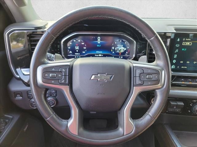 Used 2022 Chevrolet Silverado 1500 LT Trail Boss w/ LT Trail Boss Premium Package AWD/4WD image 16