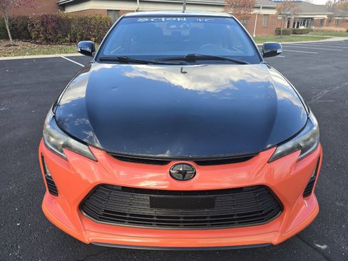 Used 2015 Scion tC image 12