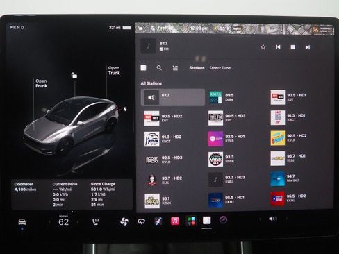 Used 2026 Tesla Model Y Long Range RWD image 31