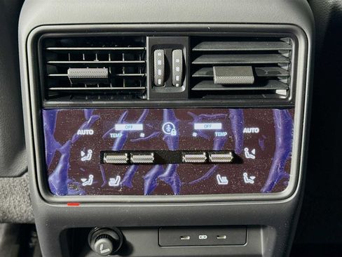 New 2025 Porsche Cayenne Turbo image 27