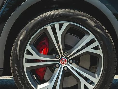 Used 2022 Jaguar F-PACE SVR AWD/4WD image 22