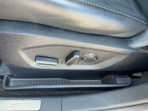 Certified 2017 Ford Edge Titanium w/ Equipment Group 302A image 36