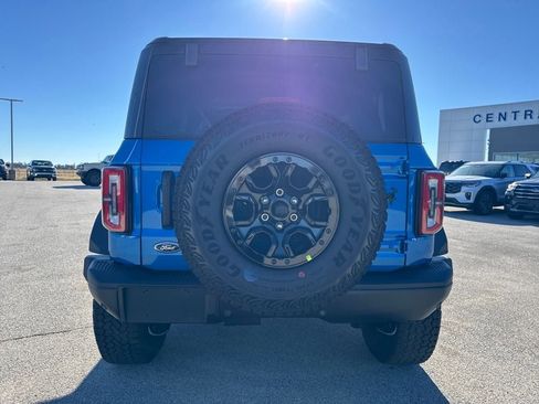 New 2025 Ford Bronco Badlands w/ Sasquatch Package AWD/4WD image 11
