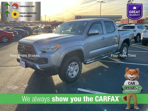 Used 2020 Toyota Tacoma SR image 1