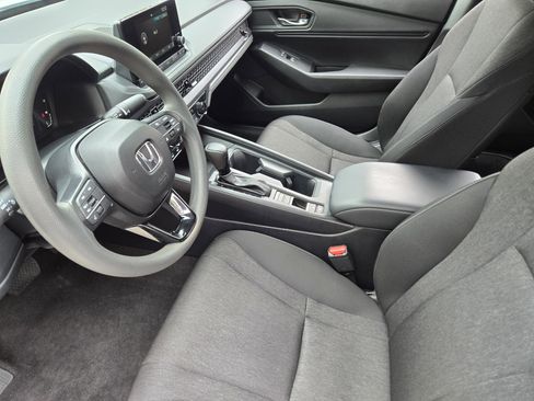 Used 2024 Honda Accord EX image 13