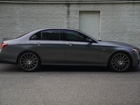 Used 2019 Mercedes-Benz E 53 AMG 4MATIC Sedan image 9