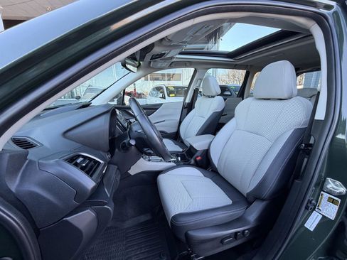 Used 2022 Subaru Forester Premium image 13