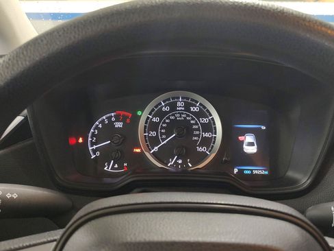 Used 2020 Toyota Corolla LE FWD image 6