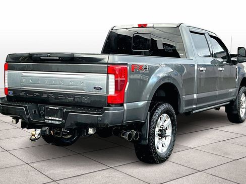 Used 2019 Ford F250 Platinum w/ Platinum Ultimate Package image 11