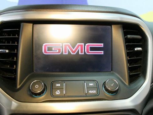 Used 2021 GMC Acadia SLE w/ GMC Pro Grade Package image 19