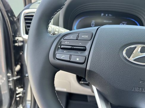 New 2026 Hyundai Venue SEL FWD image 30