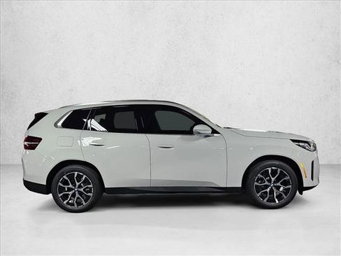 Used 2026 BMW X3 xDrive30 w/ Premium Package image 4