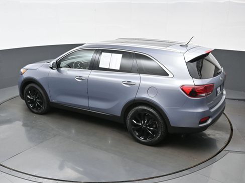 Used 2020 Kia Sorento EX AWD/4WD image 37