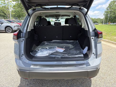 New 2026 Nissan Rogue SV FWD image 27