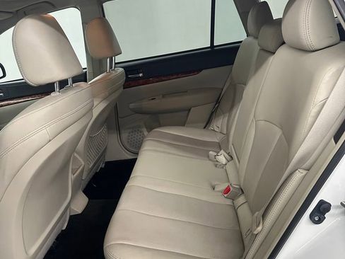 Used 2012 Subaru Outback 2.5i Limited image 27