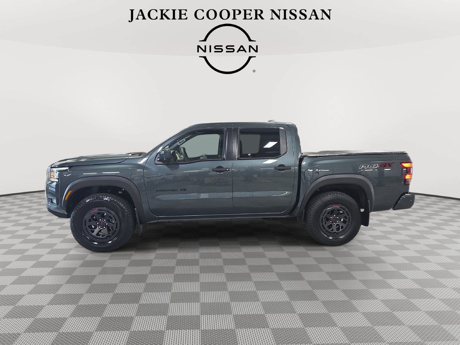 New 2027 Nissan Frontier PRO-4X w/ Pro Premium Package AWD/4WD image 8