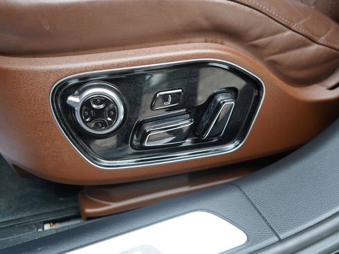 Used 2016 Audi A8 L 4.0T w/ Driver Assistance Package image 22