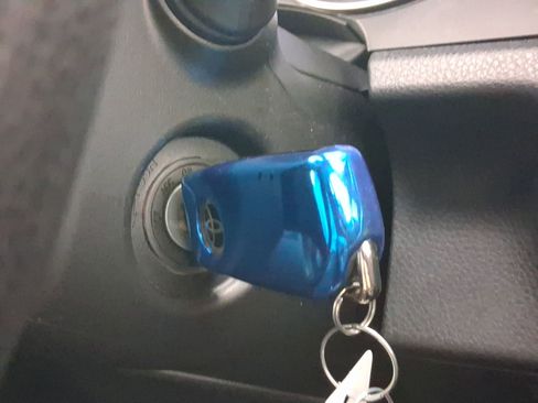 Used 2021 Toyota Camry LE image 21