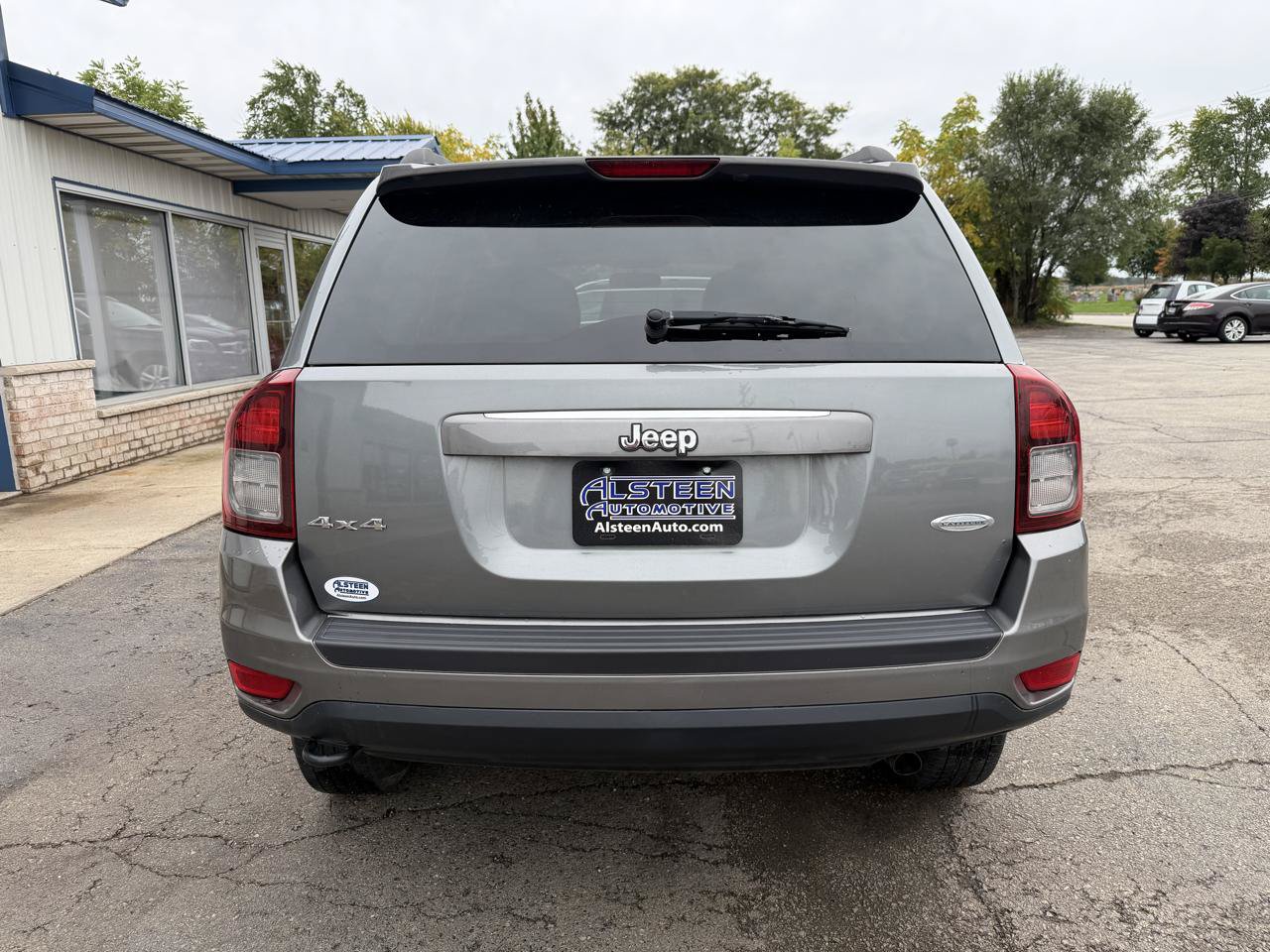Used 2014 Jeep Compass Latitude w/ All Weather Capability Group AWD/4WD image 4