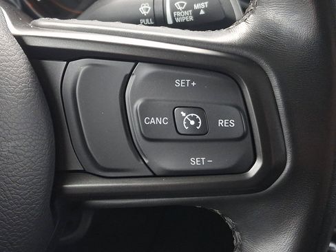 Used 2022 Jeep Gladiator Sport image 23