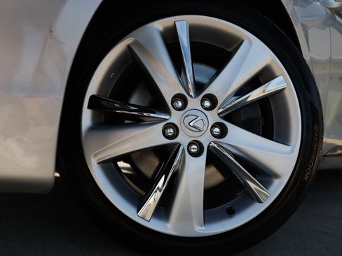 Used 2011 Lexus GS 450h image 43