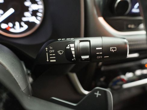 Used 2023 Nissan Rogue SL w/ SL Premium Package FWD image 11