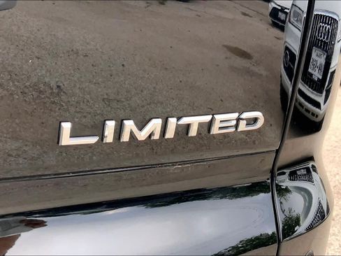 Used 2026 Toyota Crown Signia w/ Advanced Technology Package AWD/4WD image 10