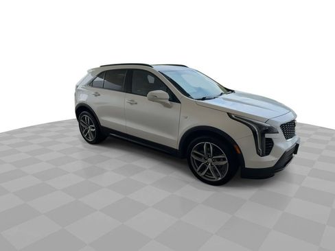 Certified 2019 Cadillac XT4 Sport AWD/4WD image 2