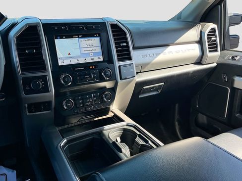 Used 2019 Ford F250 Lariat w/ Lariat Ultimate Package image 24