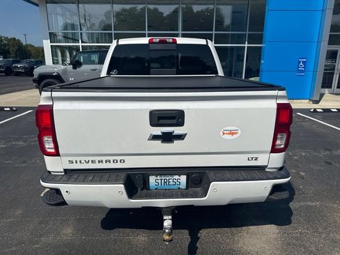 Used 2017 Chevrolet Silverado 1500 LTZ Z71 w/ LTZ Plus Package AWD/4WD image 6