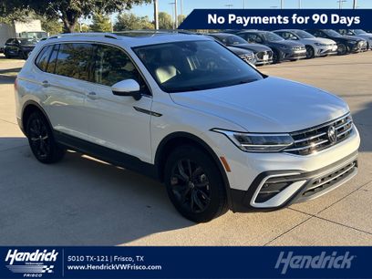 Certified 2024 Volkswagen Tiguan SE w/ Panoramic Sunroof Package