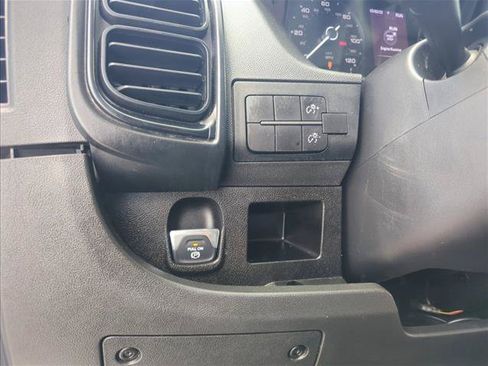 Used 2023 RAM ProMaster 2500 FWD image 24