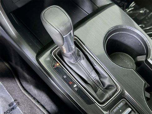 Used 2024 Honda Civic Sport image 29