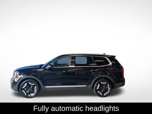 Used 2025 Kia Telluride S AWD/4WD image 17