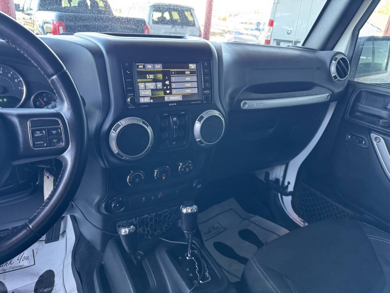 Used 2017 Jeep Wrangler Unlimited Sahara AWD/4WD image 8