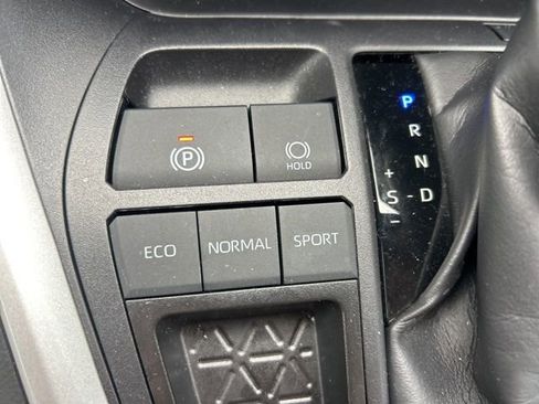 Used 2025 Toyota RAV4 LE image 16