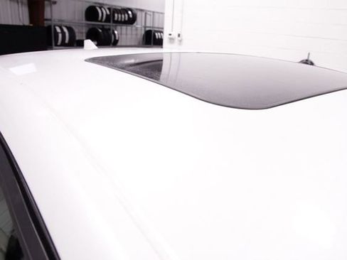 Used 2020 Ford Fusion SE image 19